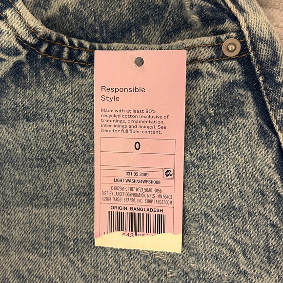 women’s distressed jean shorts size 0 light wash - Picture 5 of 5